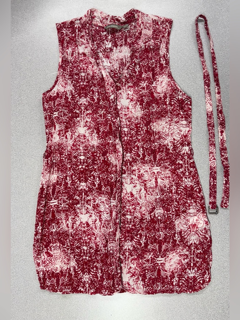 Sandwich Red Abstract Pattern Button Closure Sleeveless Dress and Matching Belt